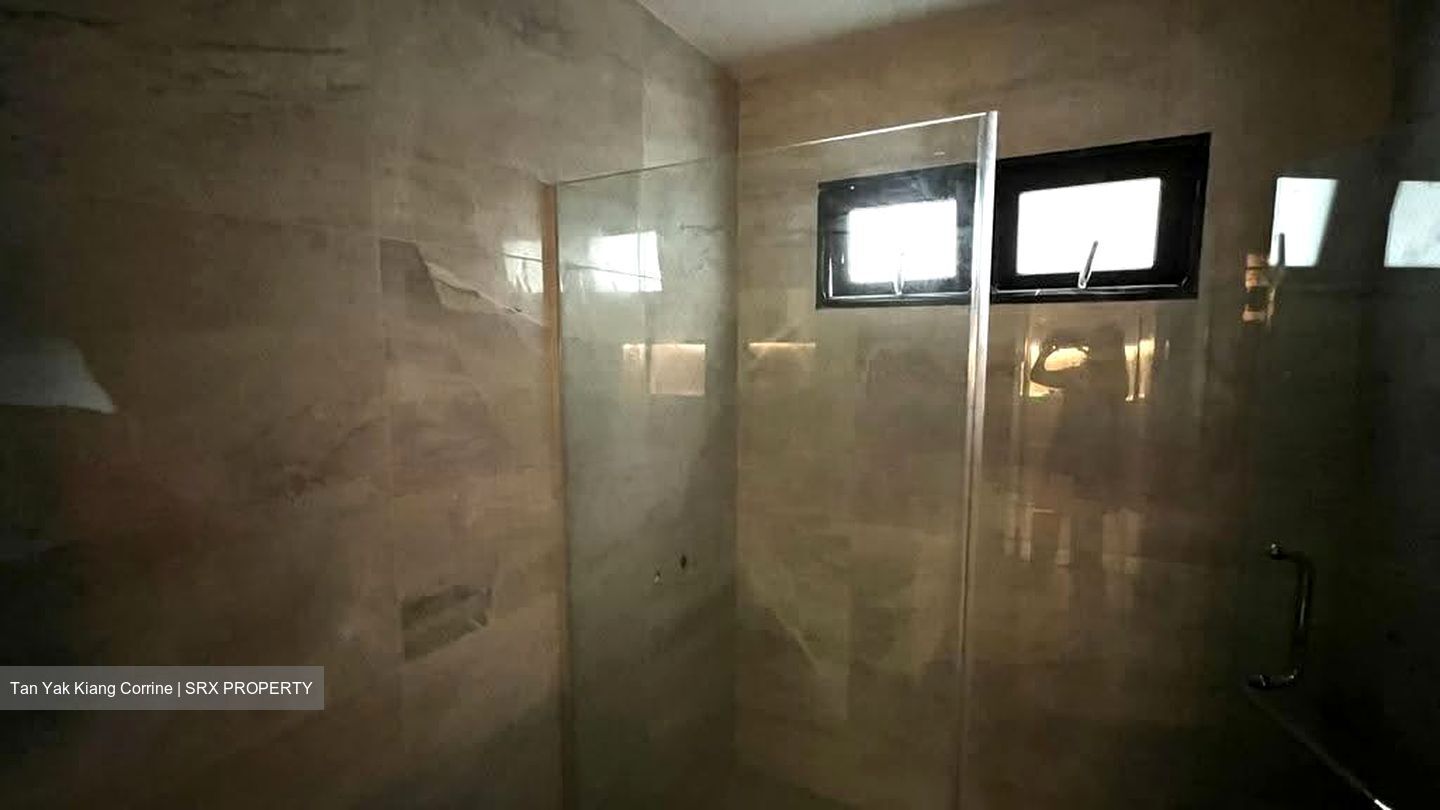 Duku Lane (D15), Terrace #631298331
